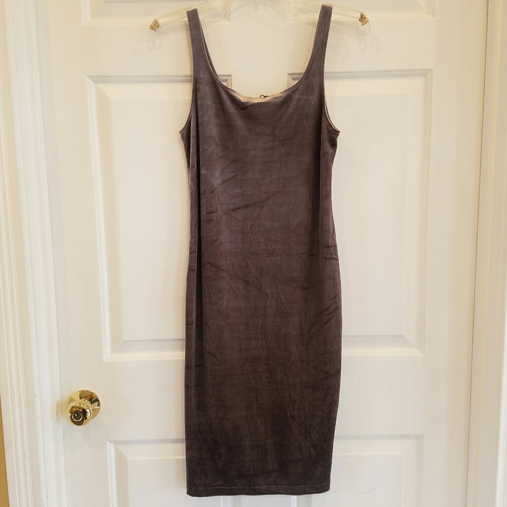 Zara/ velvet sleeveless dress
